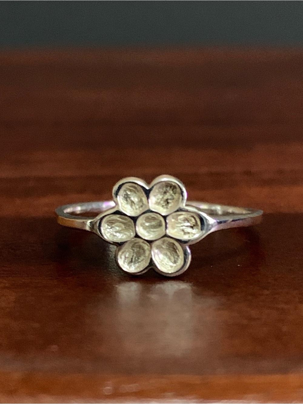 NWT 925 silver flower ring size 5.75